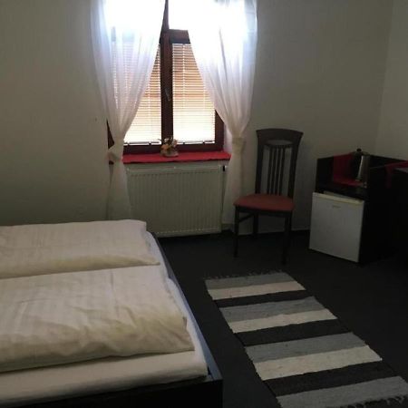 Penzion A Pivnice Varna Velká Bystřice エクステリア 写真