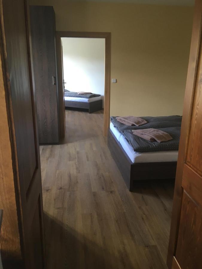 Penzion A Pivnice Varna Velká Bystřice エクステリア 写真