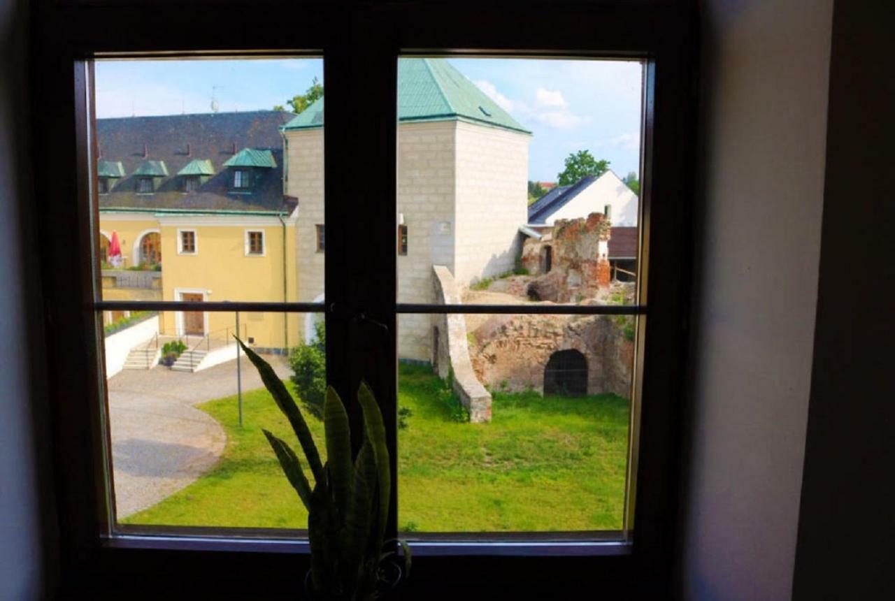 Penzion A Pivnice Varna Velká Bystřice エクステリア 写真
